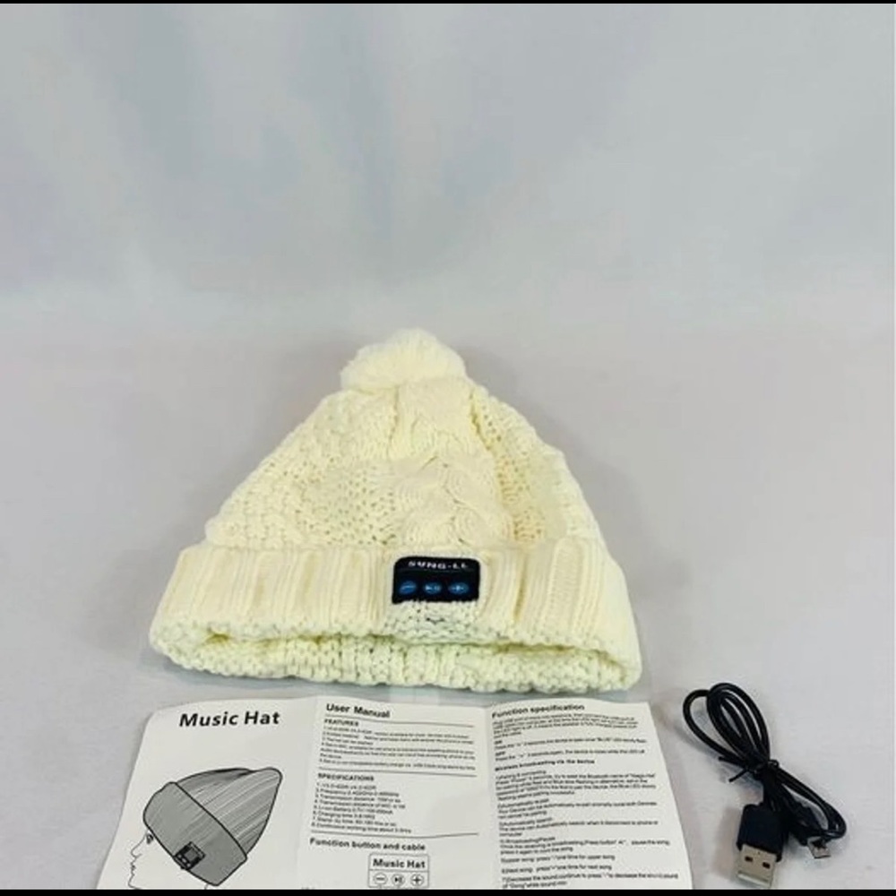 Brand New White Knit Bluetooth Wireless Hat